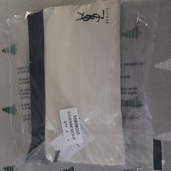 BNWT YSL SAMPLE AND COSMETIC BAG SET - Picture 1 of 3